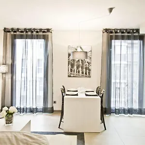 Up Bcn Apartament